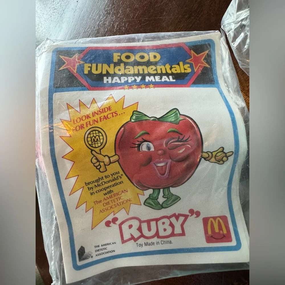 Vintage 1992 McDonald’s Food FUNdamentals Happy Meal Toys Ruby & Otis Sealed Lot